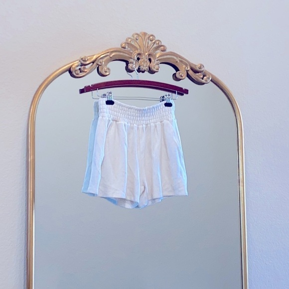 Johnny Was Calme Smocked Cozy Shorts Size M - Picture 1 of 5